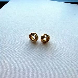 Gold knot studs
